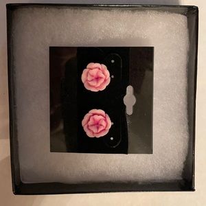 13mm two toned pink rose earrings